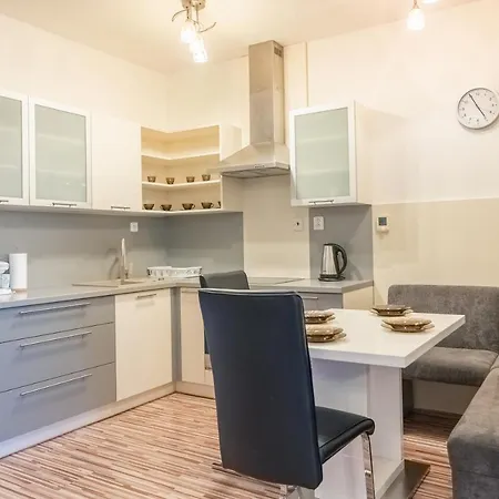 Tatrystay Apartments Tatranska
